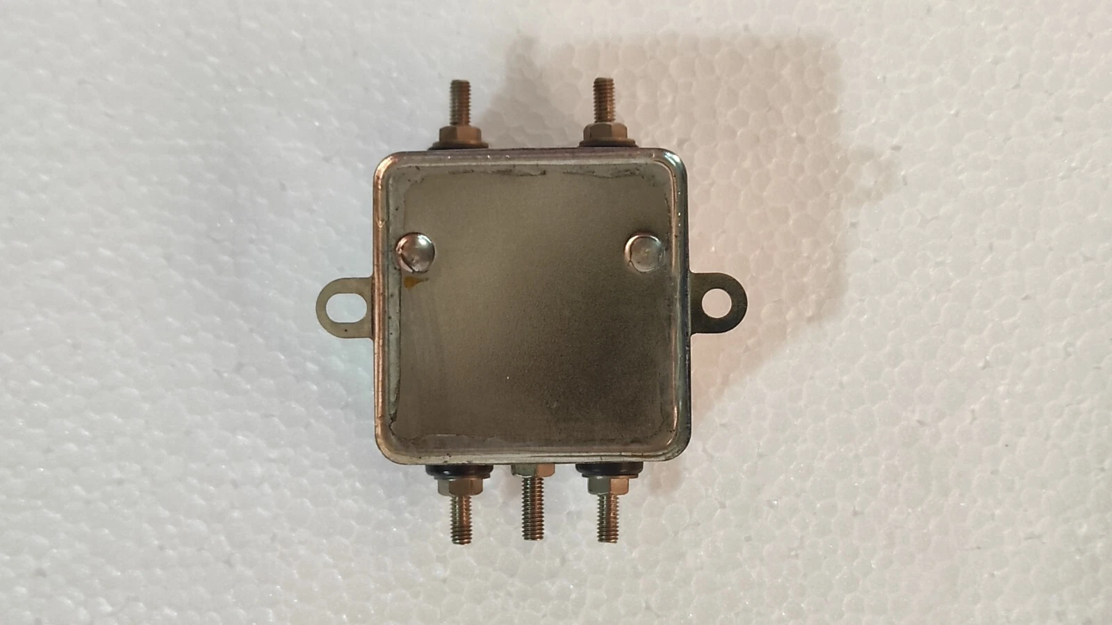 admin/uploads/uploads/tokin gt 2050 noise filter 5a 250v_2.webp